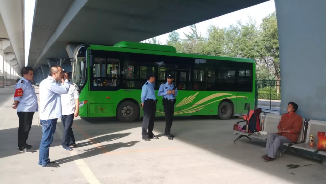 大巴招聘司机旅游是真的吗_大巴招聘司机旅游怎么样_旅游大巴司机招聘