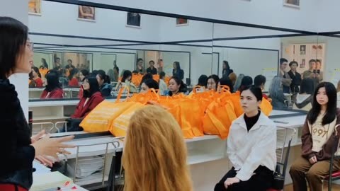 米亚化妆培训学校_武汉米亚化妆学校地址_武汉米亚国际摄影学校