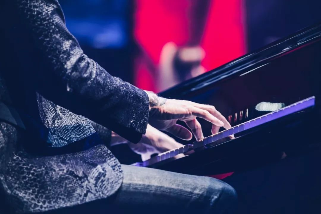 小幸运钢琴谱简谱数字单手_幸运钢琴曲_小幸运c调钢琴简谱双手
