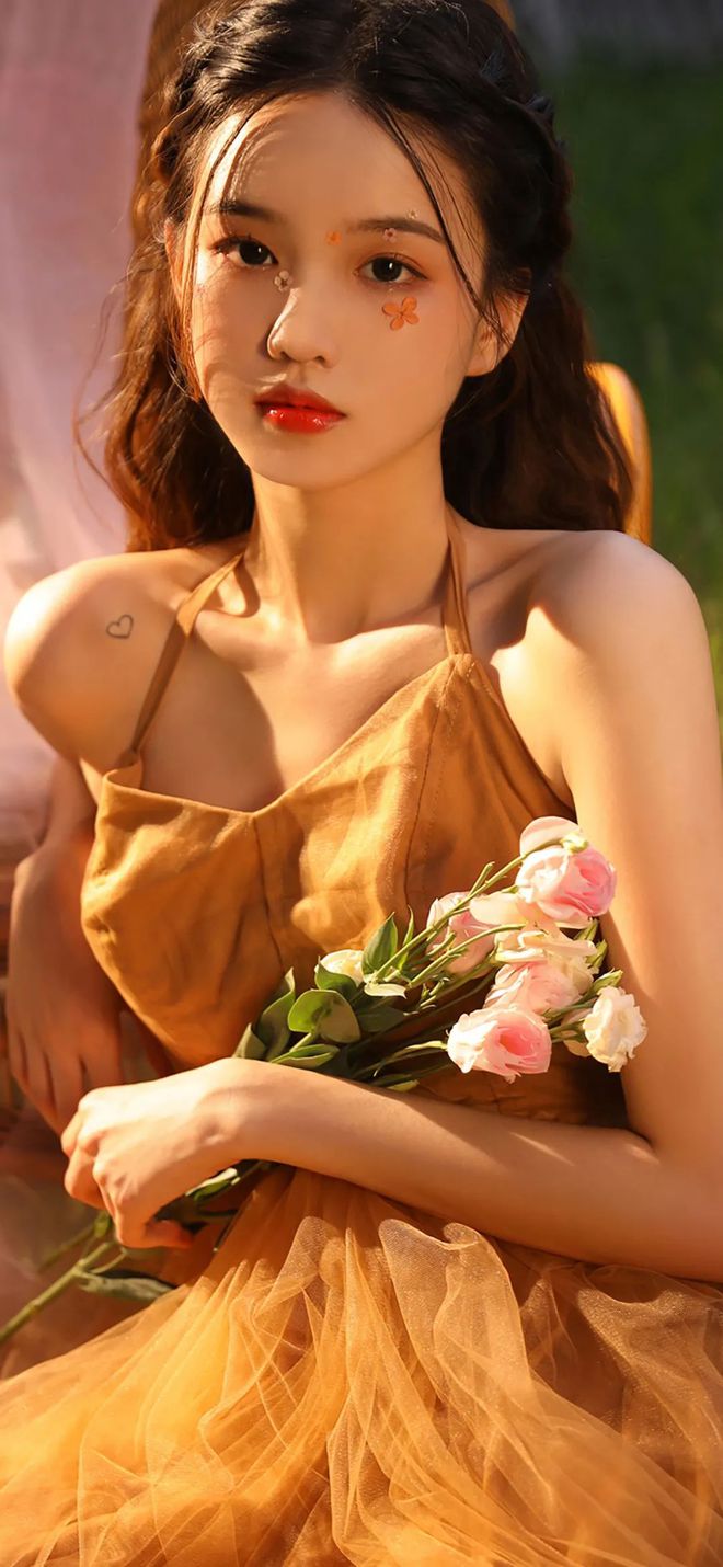 混迹美女工作室 txt-揭秘神秘美女工作室：txt文件背后的