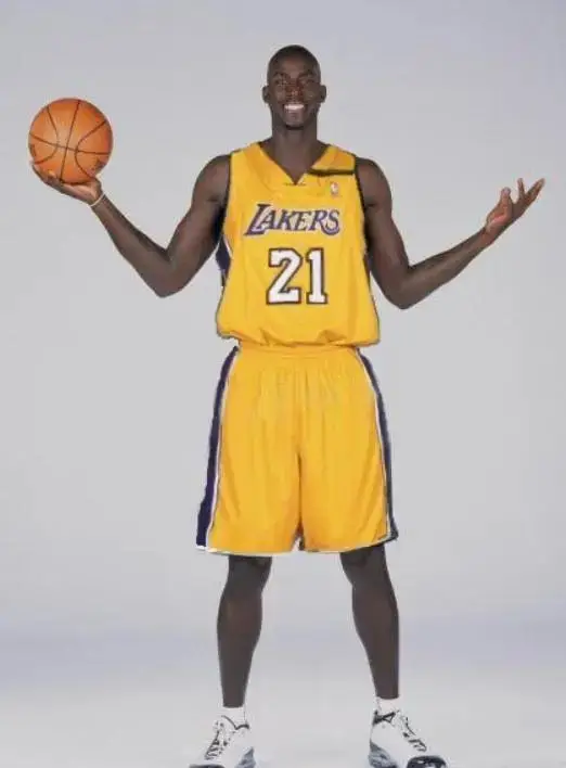 nba球队联盟排行榜-NBA联盟排行榜：湖人与凯尔特人之争，勇士的崛起