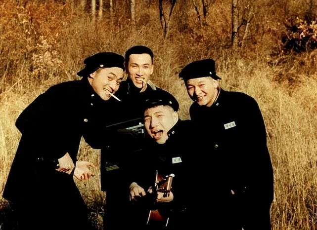 撕名牌大作战游戏_撕名牌大战游戏视频_撕名牌大作战