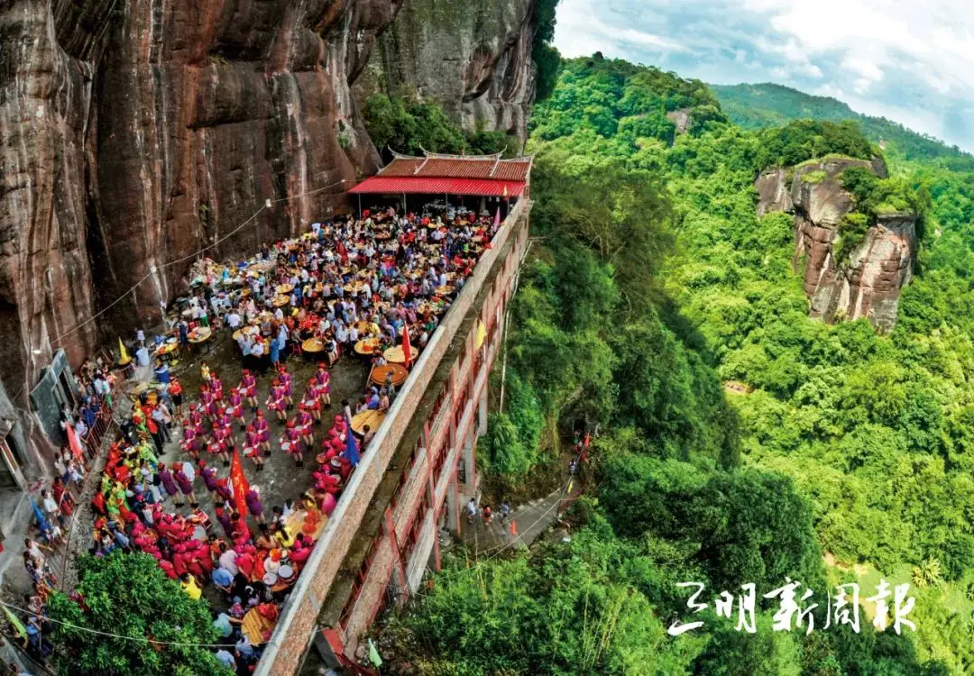 告白气球钢琴版_钢琴曲谱告白气球_告白气球钢琴版