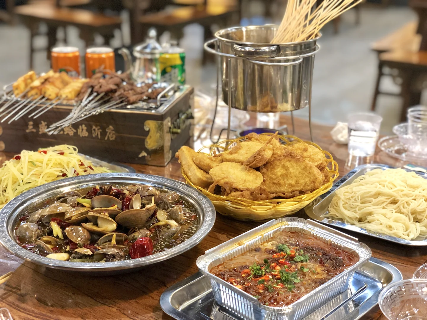 开个烧烤店冬天怎么办_烧烤店冬天关门明年在开行吗_搞烧烤的店冬天是怎么办