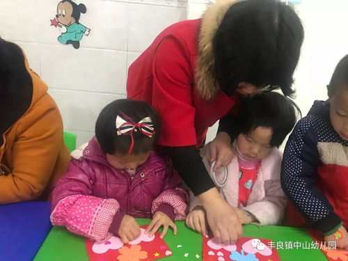 班级新年亲子游戏,新年班级游戏盛宴”